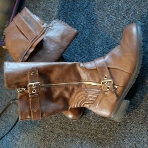 Girls boots